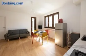 Casa con terrazzo in ottima posizione vicino Como - Image 2