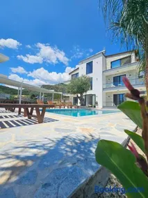 Villa Tonia Livadh Himare - Image 1