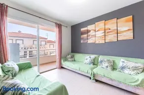 Piso para grupos cerca del mar - Image 3