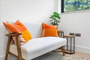 Peppard Loft - Image 2