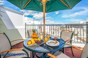 Rooms & Suites Terrace 4D - Central Arrecife, Lanzarote - Free Parking - Image 2