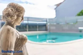 Villa Balu, a charming apartment with pool near Pula - Image 1