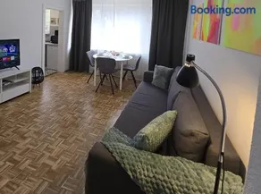 Art Home - Helles Apartment mit Balkon & Netflix - Image 2