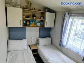 3 bedroom Heaven Home - Image 4