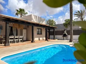 House BOHO PALM with PRIVATE HEATED POOL and garden, 3 bedrooms, Wi-Fi - Image 1