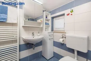 Rona Apartment JM 38 - Image 2