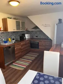 Große Monteurwohnung mit 4 Zimmer und Parkplatz, Waschmaschine, Internet, voll ausgestattete Küche - Image 2