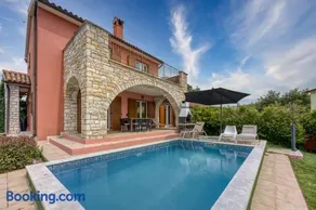 Villa LUMARE AURA - Pool, Garden, BBQ - Image 1