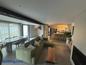 Natura Villa Spa - Image 2