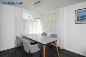 Schöne Parterrewohnung in Matten - Image 1