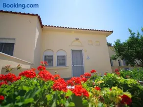 Sithonia Lodge - Image 2