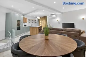 Stylish Penthouse with private Pool andJacuzzi - Image 3