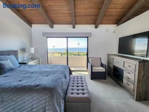 Stunning Ocean View 3-Bed Home! - Image 4