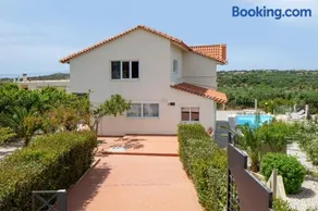 Villa Elihrisos-Quiet & Spacious Villa Large Private Heated Pool & Hot Tub - Image 4