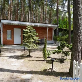 Idyllischer Bungalow am Badesee - Image 1