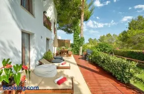 Villa Retreats - Image 3