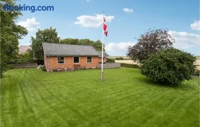 Three-Bedroom Holiday Home In Hojer - Image 1