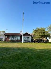 Stuga i Björkäng med havsutsikt! - Image 1