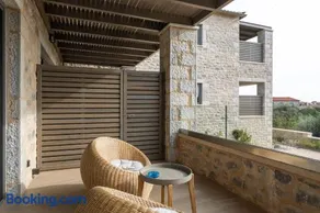 Linari Villas - Image 2