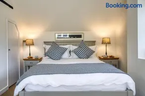 Roundhill Farm Cottage - Image 2