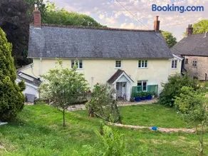 Watercombe House - Image 1