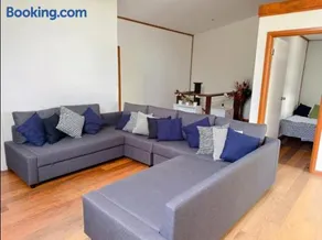 Gold Coast International Student House - Image 3
