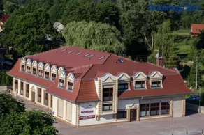 Dworek w Płoni - Image 1