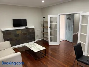 Executive Central Home - Image 2