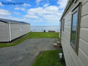 Castaways Holiday Park - Image 3