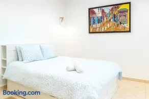 Bright, comfortable, and modern Moroccan apartment - Image 1