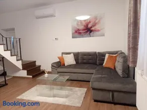 President Apartmanház - A kolbászfesztivál közvetlen közelében ! - Image 3