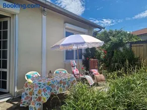 Maison avec jardin et parking, près de toutes commodités - Image 3