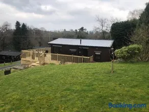 5f Stanley Lodge, Caer Beris, Builth Wells - No tradesman - Image 2