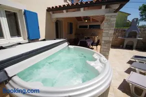 Mery Country House - Image 3