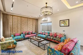 ELIVAAS Signature Casa Horizon 6-BHK Villa with Private Pool, Spacious Lawn, Terrace & Poolside Gazebo - Image 1