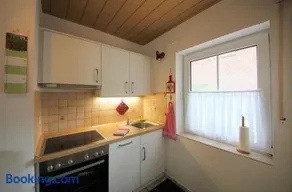 Familienorientiertes Ferienhaus mit Grill, Garten und Terrasse | Ideal für Homeoffice | Haustierfreundlich - Image 2