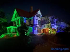 Overnight Escape Room - Genie Romance Micro-Resort - Image 5