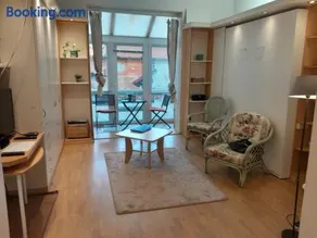 Studio spacieux 50 m2 tout confort à 2' de la mer - Image 1