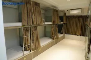 APEX STAY Rooms & Dormitory - Image 3