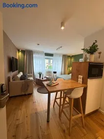 Nettes Appartment in Düsseldorf-Derendorf - stylisch + gemütlich - Image 3
