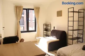 Business Executive Studio - Image 3