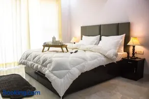 Parfait Street - Serviced Apartments Near Fortis - Image 5