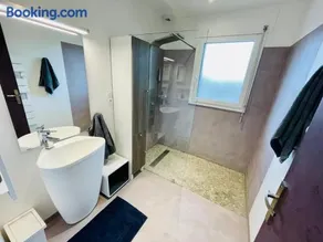 Maison T2 de 70 m2 avec jardin et véranda - Image 3