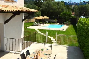 Villa 5 suites et piscine à Mougins - Image 2