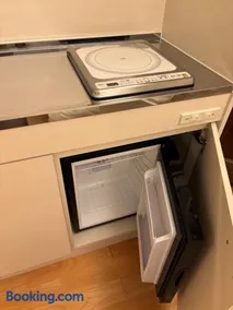 Roycoできたばかりでとても綺麗な宿です黒豚しゃぶしゃぶの有名店近く - Image 3