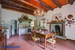 Villa Fiora Tra Le Colline E Il Lago Private Garden + Parking - Image 2