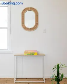Stylish & Bright - 5star Location - 200m to the Sand! #18 - Image 3