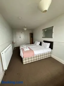 The Wheatley Hotel - Image 5