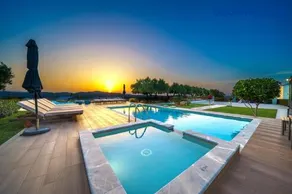 Mythic Olive villa - Heated Pool - Amazing view - Image 2
