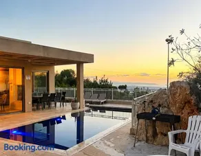 אחוזת אור הירח - ווילה מושלמת עם נוף פנורמי ובריכה פרטית - Image 1